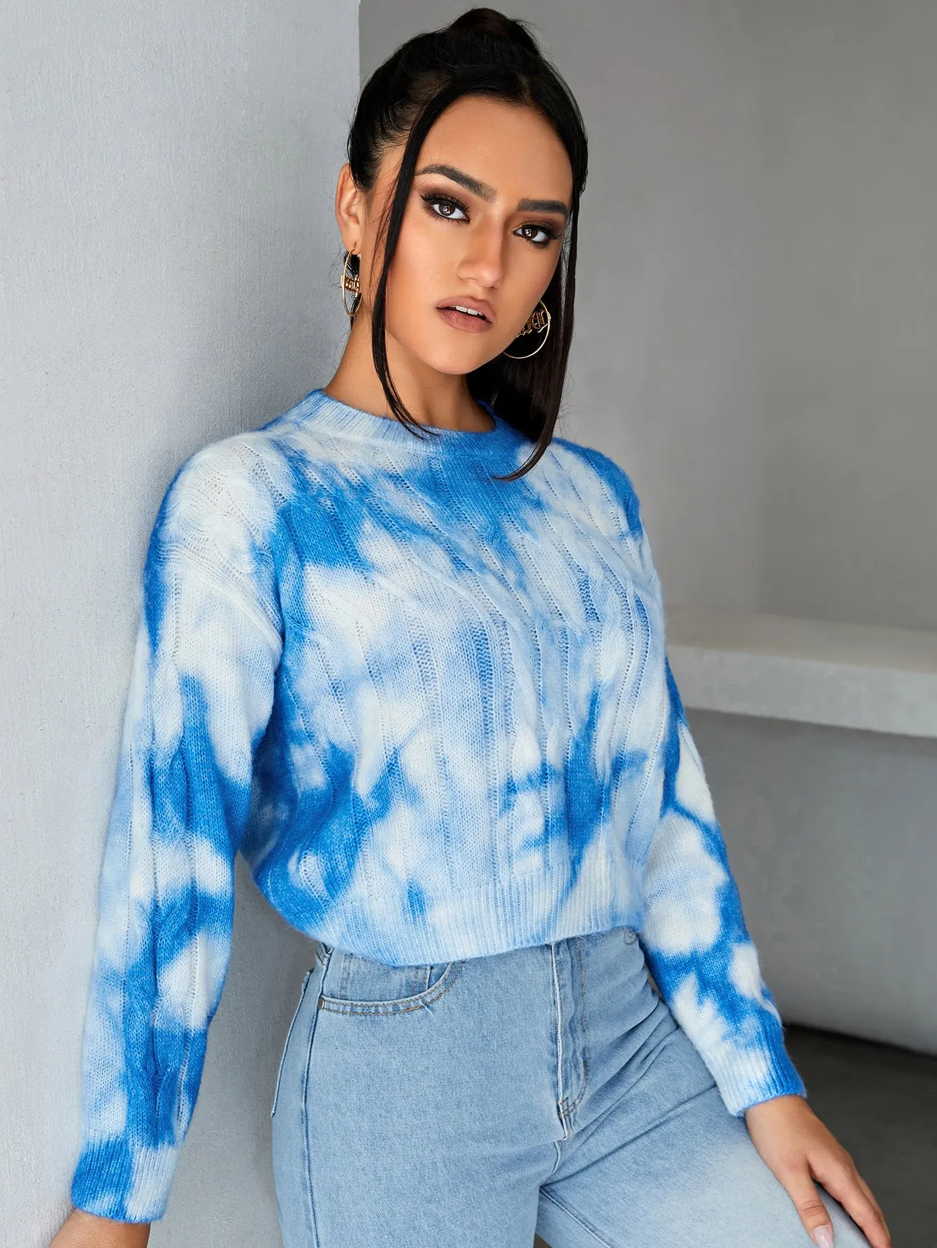 Blue White Tie Dye Drop Shoulder Slim Fit Round Neck Sweater Top