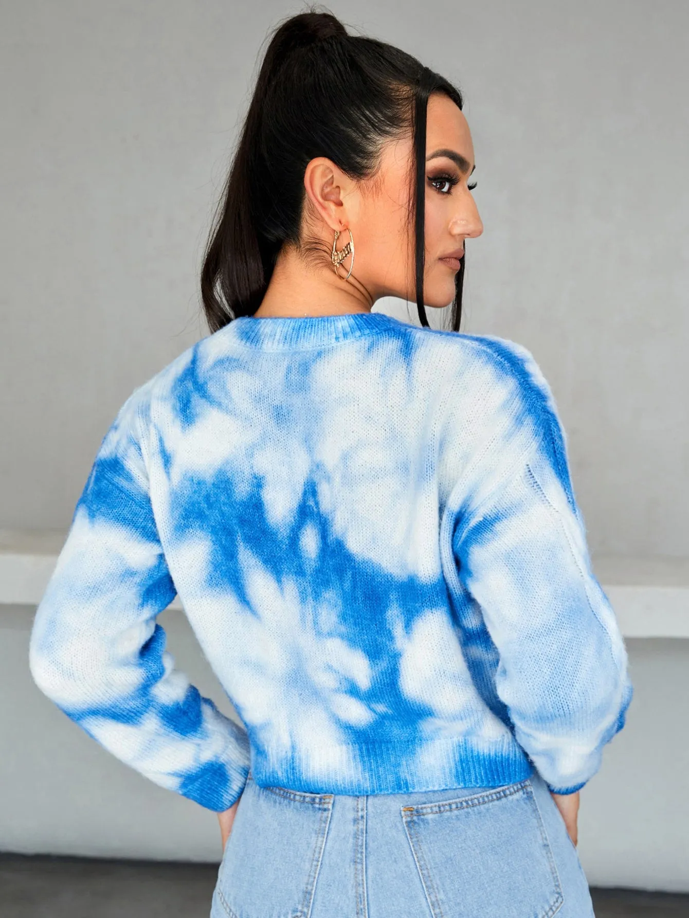 Blue White Tie Dye Drop Shoulder Slim Fit Round Neck Sweater Top