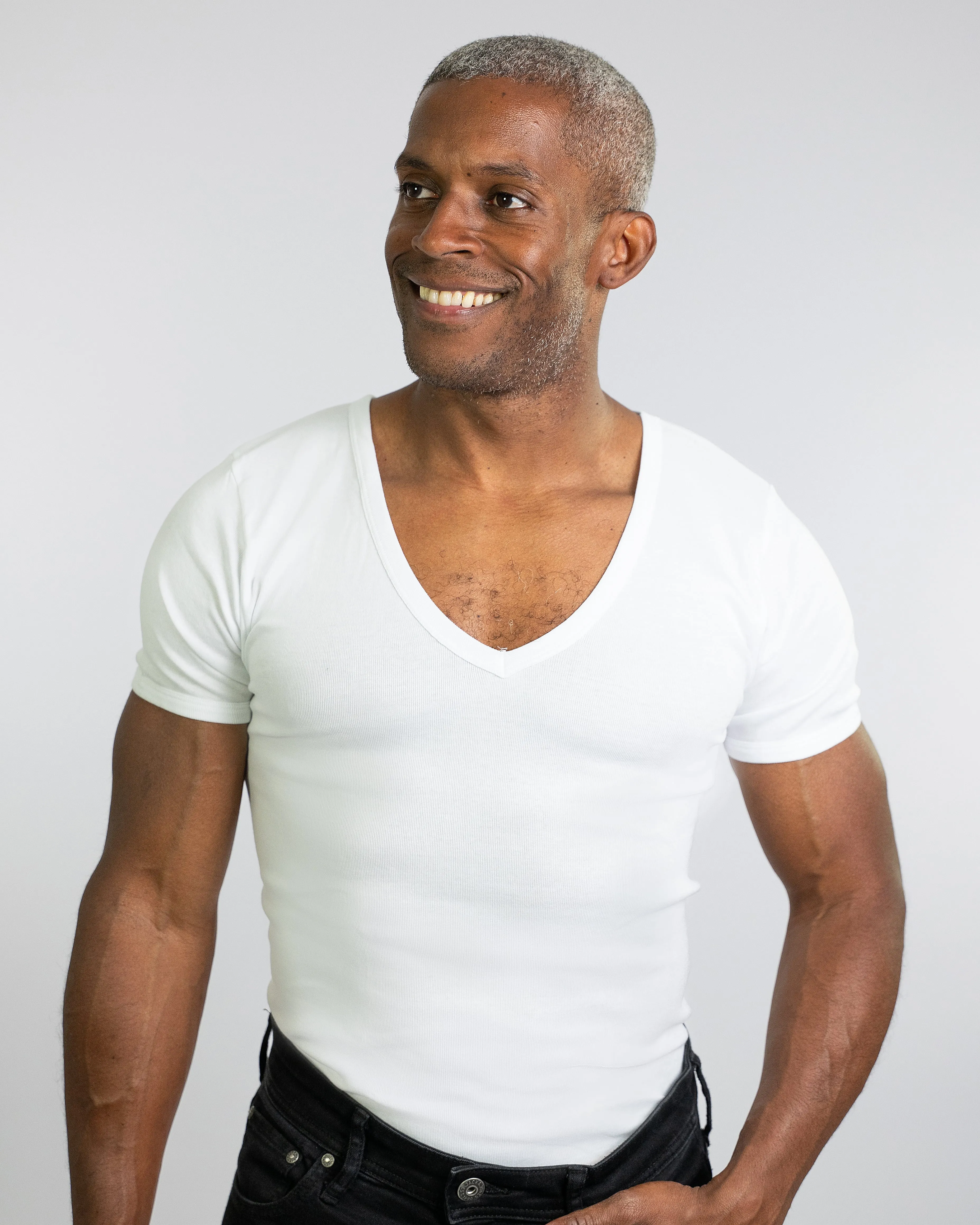 Den italienske | Dyb V-neck undertrøje