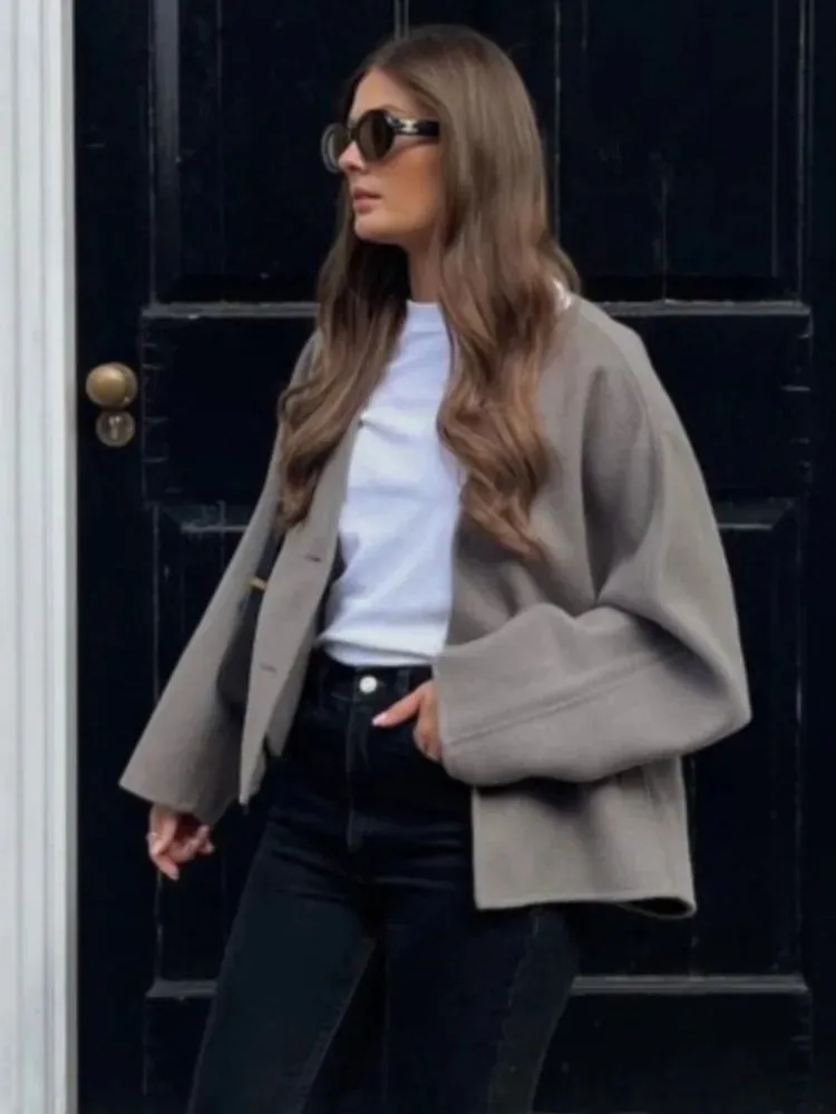Women's Boutique Fashion Short Jacket Chic Lantern Sleeve Single Breasted Coat V-Neck Overcoats Autumn Office Streetwear Jackets