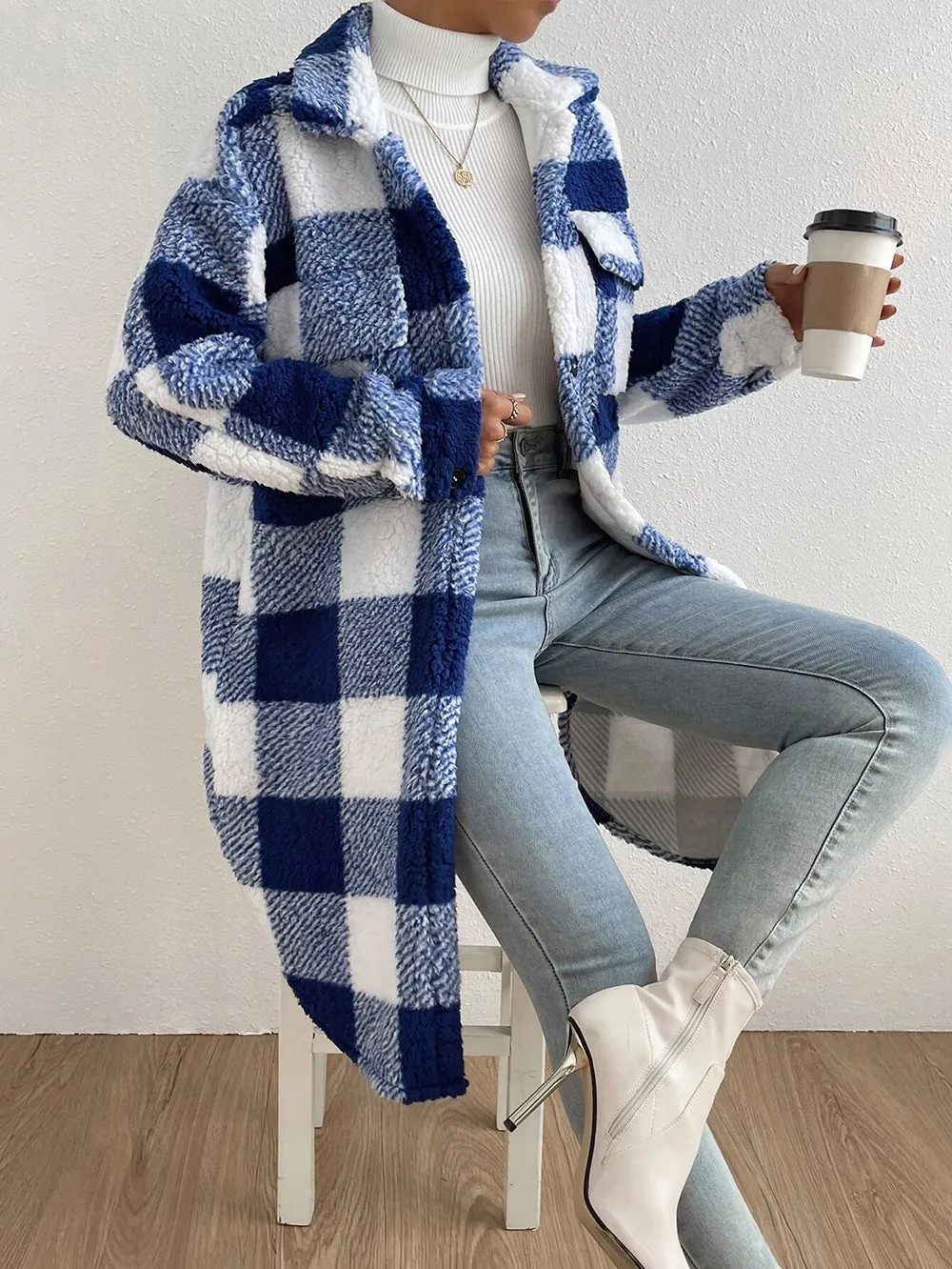 Ziarre Anitra - Plush Plaid Coat by The Nevermore